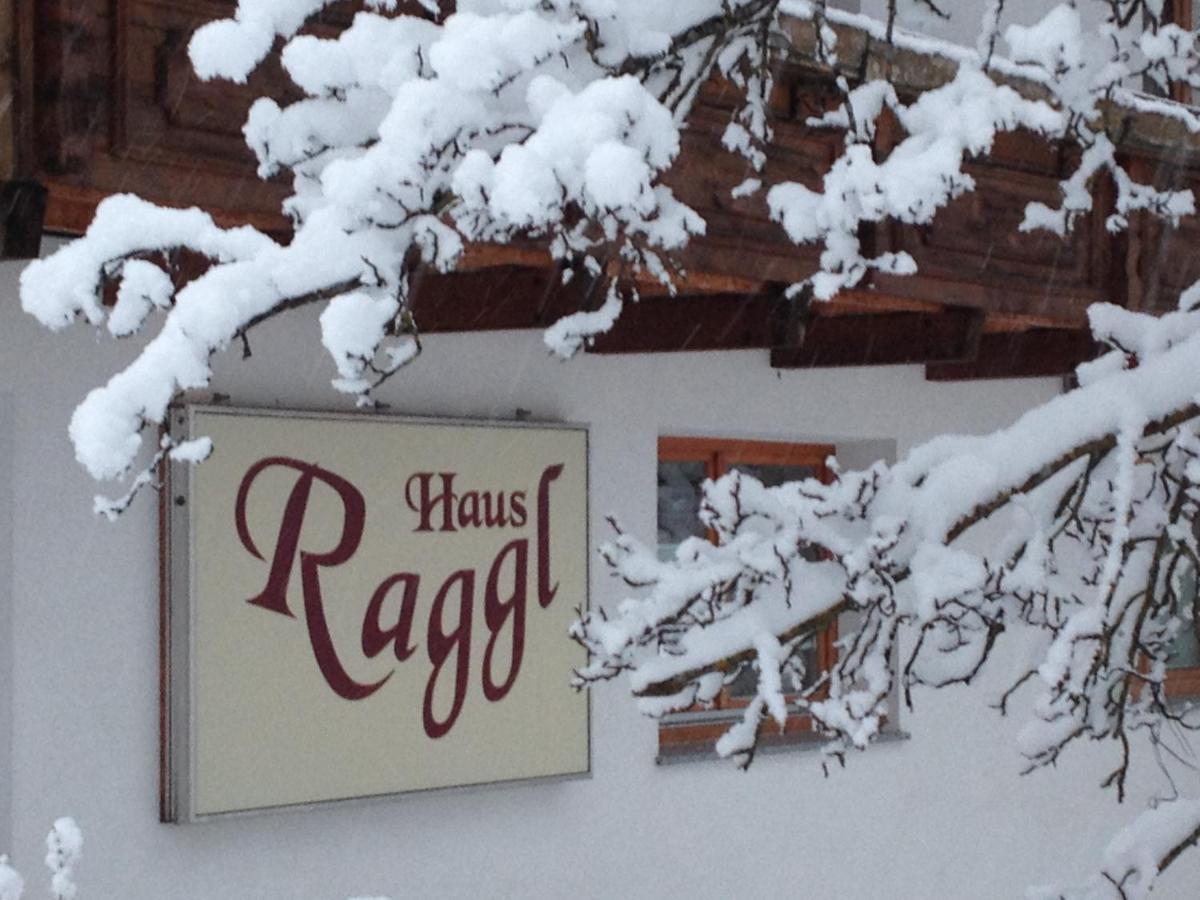 Haus Raggl Lägenhet Landeck Exteriör bild