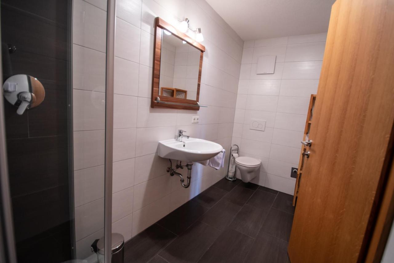 Haus Raggl Lägenhet Landeck Exteriör bild