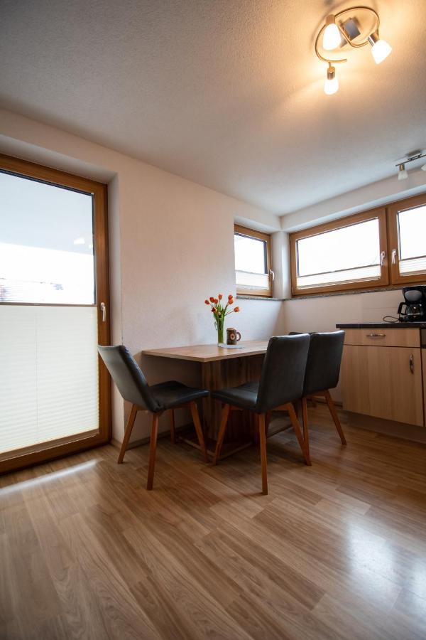 Haus Raggl Lägenhet Landeck Exteriör bild